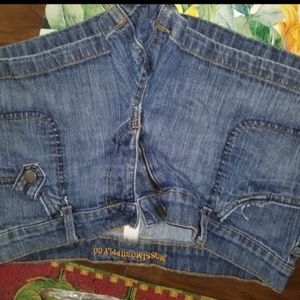 Mossimo sz 9 jeans shorts